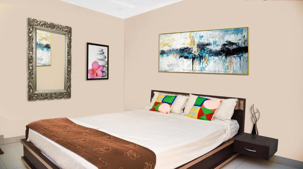 Hotel Pph Living Bhimas Tada Exteriér fotografie